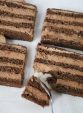 Cofetaria Zmeur tort amandine felii