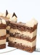 Cofetaria Zmeur: Tort cu ciocolata, alune de padure si cafea. Ingrediente 100% naturale