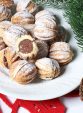 Cofetaria Zmeur nuci ciocolata rom