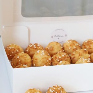 Cofetaria Zmeur: Chouquette vanilie. Ingrediente 100% naturale