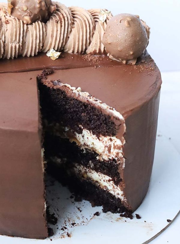 cofetaria zmeur tort snickers 4 cofetaria zmeur tort snickers 4